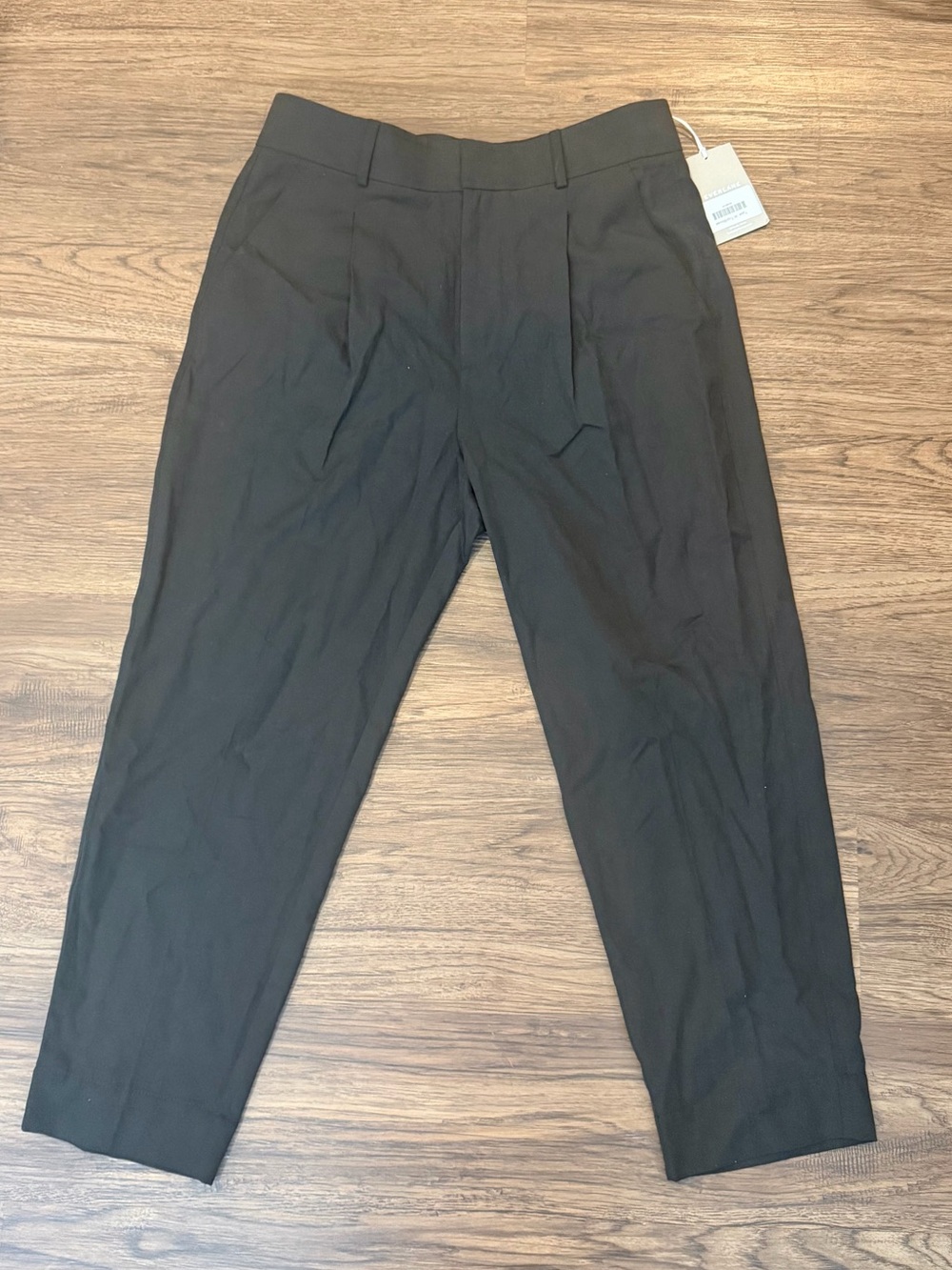 BRAND NEW Everlane Women’s Size 12 Draper Taper Black Cropped High Waisted Pants